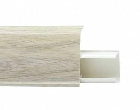 Пластиковый плинтус Royce №526 Дуб Орегон (55х23х2200мм) в Саратове