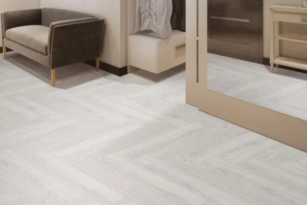 Виниловый пол Floor Factor Herringbone White Smoke Oak в Саратове