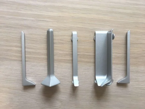 Соединитель для плинтуса ЭлитПроф Плоский 100 (Алюм) в Саратове