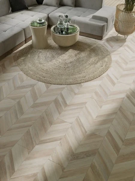 Ламинат Egger PRO 8/33 4V Large Дуб Кестинкорт Шампань правая EPL242F4CR в Саратове