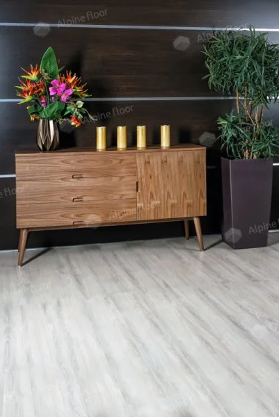 Кварц-виниловая плитка Alpine Floor Easy Line Дуб Снежный ЕСО 3-14 3 мм. 43 класс в Саратове