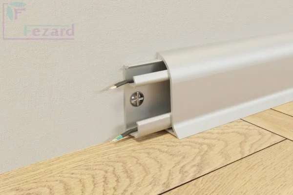 Алюминиевый плинтус Fezard Серебро 43х22х2,5м в Саратове