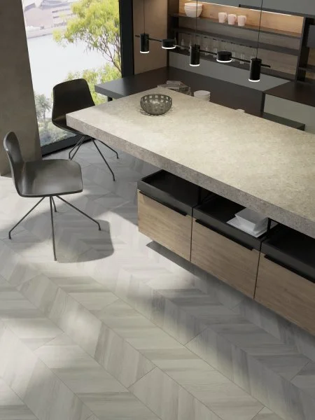 Ламинат Egger PRO 8/33 4V Large Дуб Кестинкорт Пепел левая EPL243F4CL в Саратове