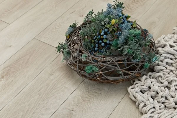 Кварц-виниловая плитка Alpine Floor Premium XL Дуб Белая Ночь ЕСО 7-2, 8 мм. 43 класс в Саратове