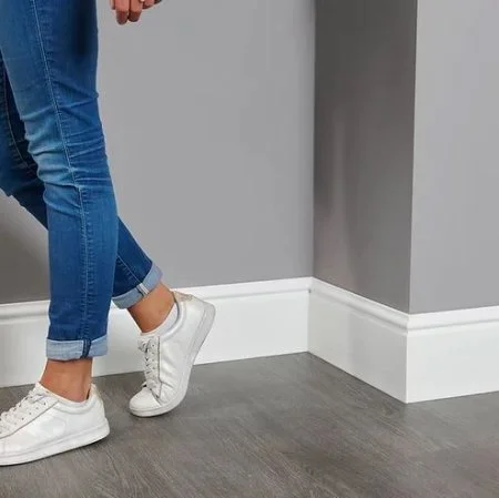 Плинтус NMC Wallstyl FL17 (170х18х2000 мм) в Саратове