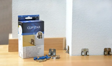 Клипсы для плинтуса Tarkett (50 шт.) в Саратове