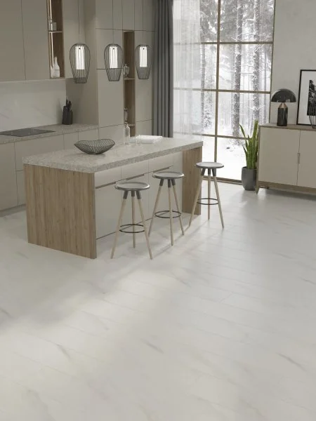 Ламинат Egger PRO 8/33 4V Large Aqua+ Мрамор Леванто белый EPL245 в Саратове