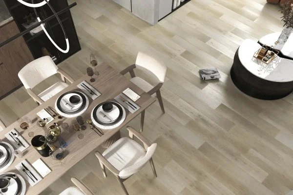 Кварц-виниловая плитка Refloor Fargo Comfort 1166-02 Дуб Спелый Миндаль (Градиент) в Саратове